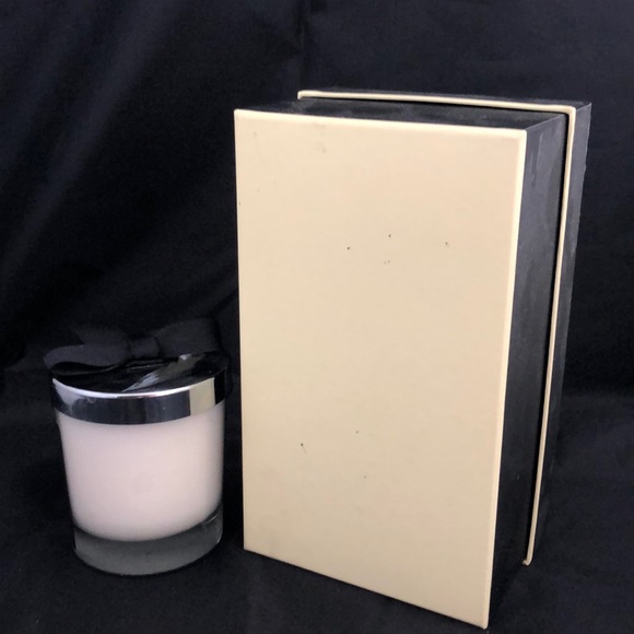 Jo Malone Discontinued Sweet Almond & Macaroon Scented Candle with box. - Picture 5 of 5